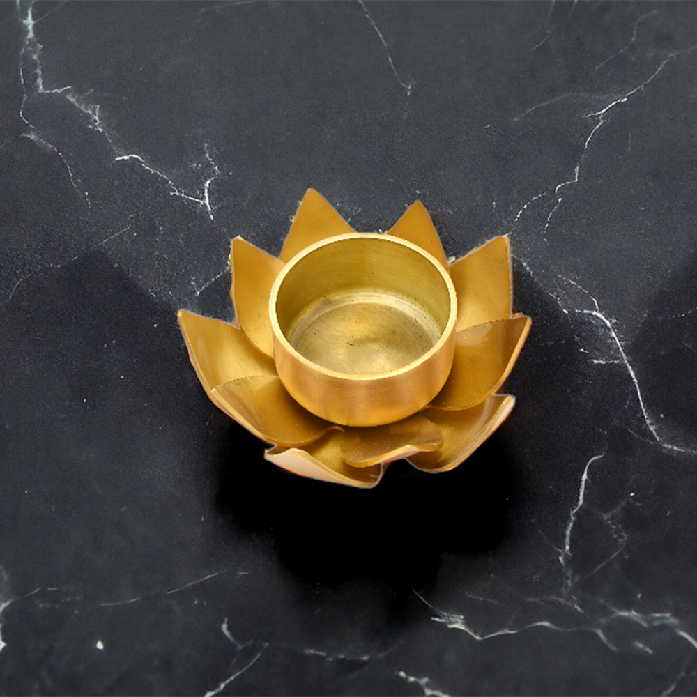 Mango Homes Metal Tea Light Holder Lotus (Golden /Red /Rose Gold) For Home Decor